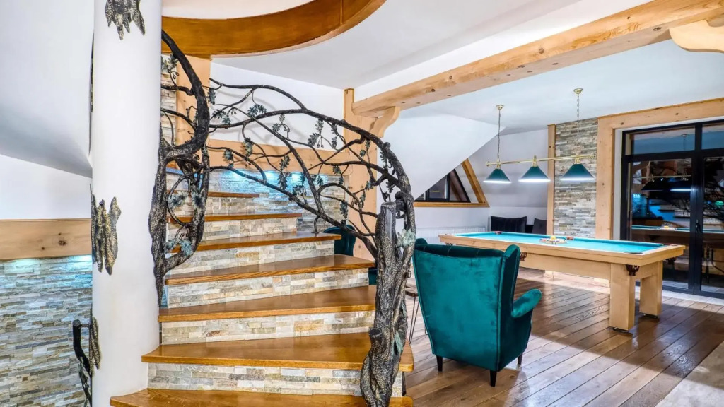 Delta House