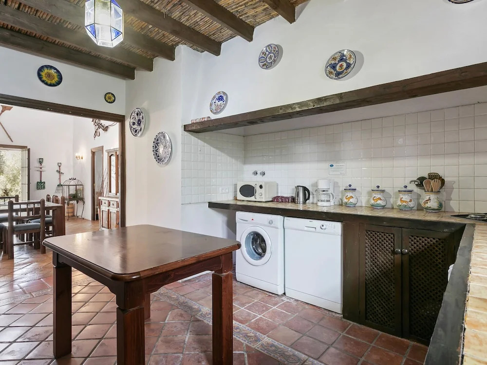 Cottage in Antequera with Pool near El Torcal