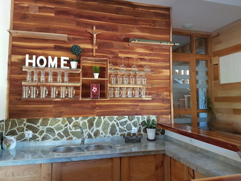 Villa Stone
