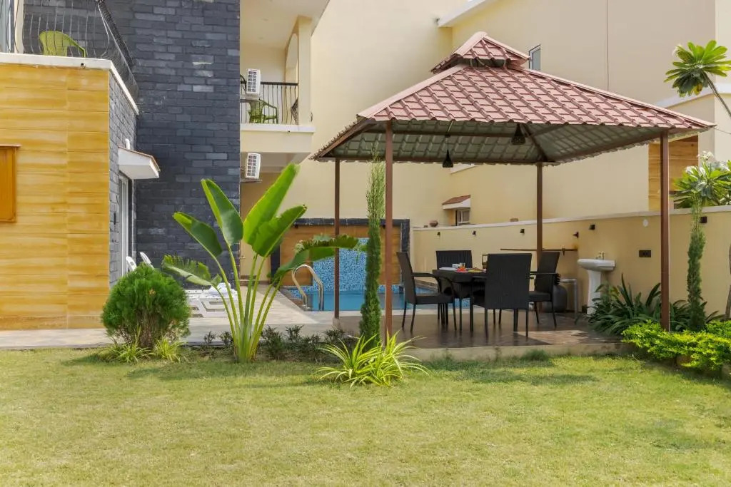 SaffronStays Emalyn