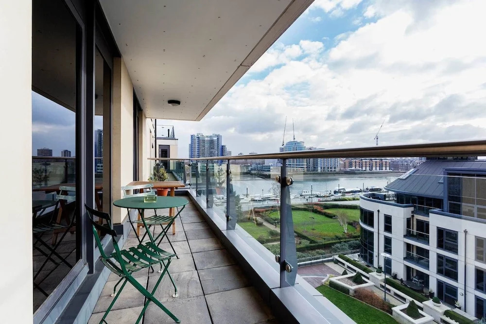 River Apartment