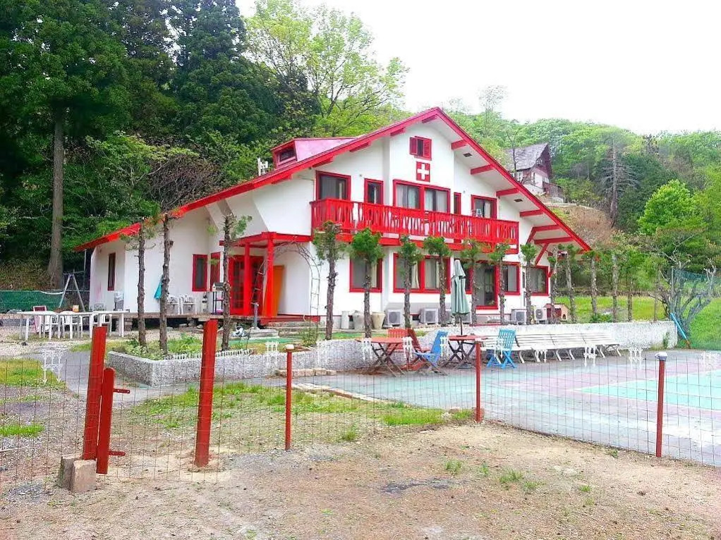 Pension Biwako(ペンション奥琵琶湖マキノ)