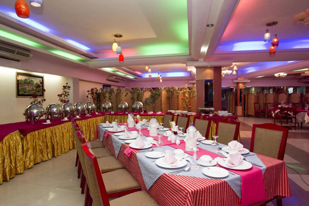 Hotel Metro International