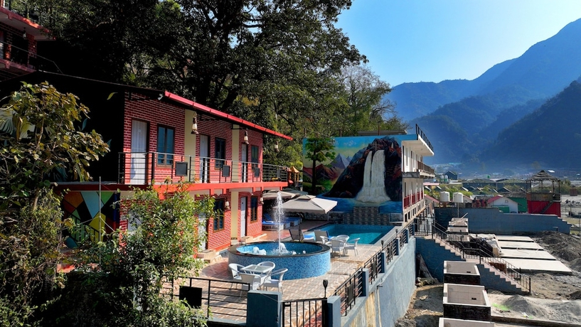 Riverline Gold Resort