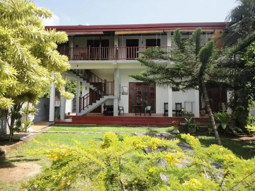Sapara River Guest 600m Beach