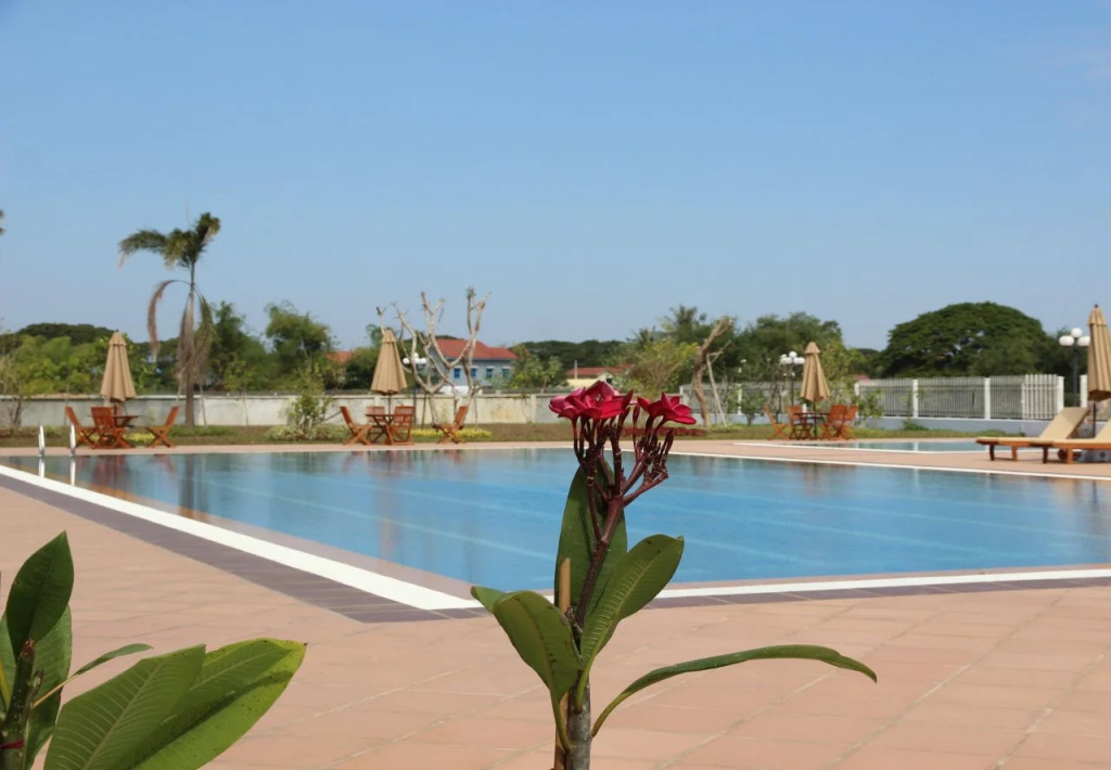Pursat Riverside Hotel & Spa