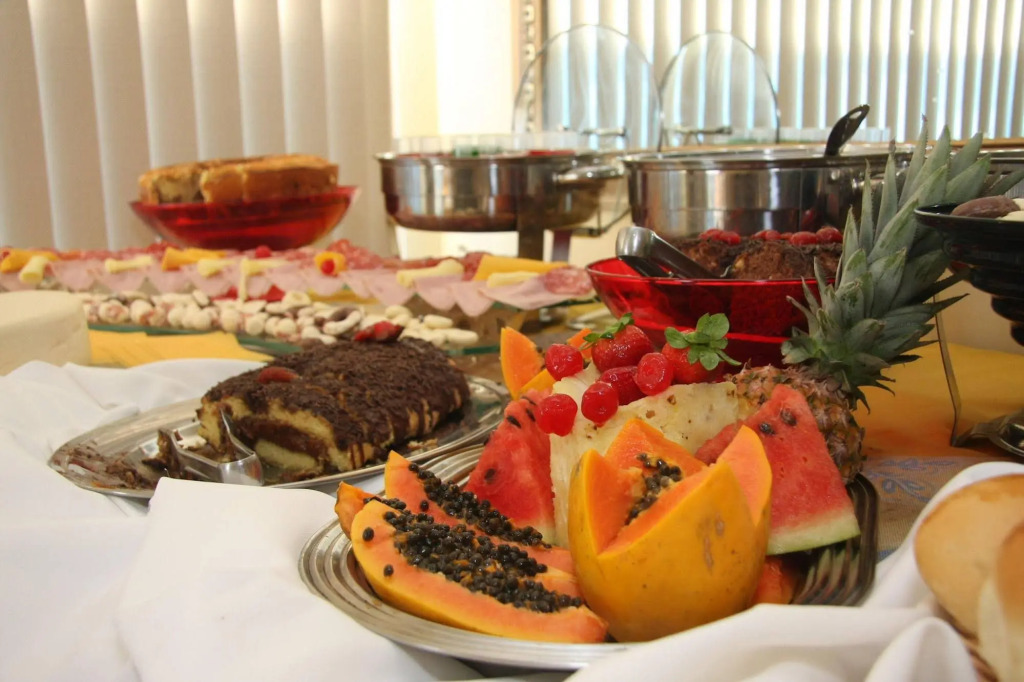 Santa Felicidade Hotel