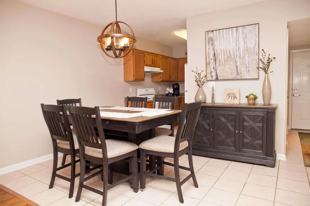 Whispering Pines 422