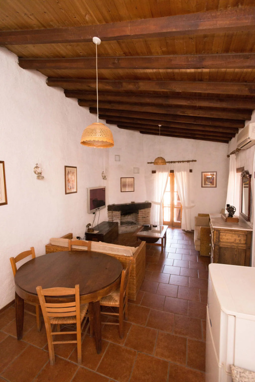 Linos Inn