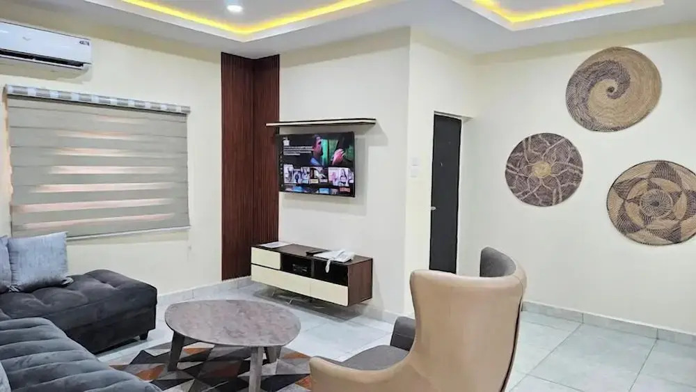 Bamgbose Apartment