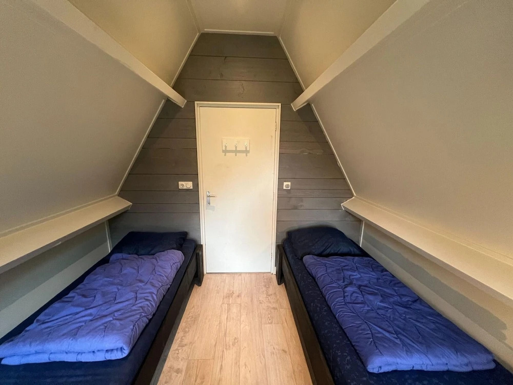 Bungalow in Limburg Near Nature Reserves