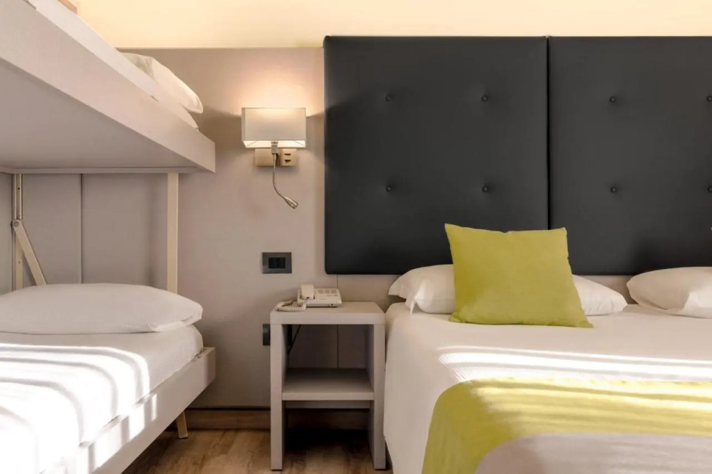 Hotel Aurora