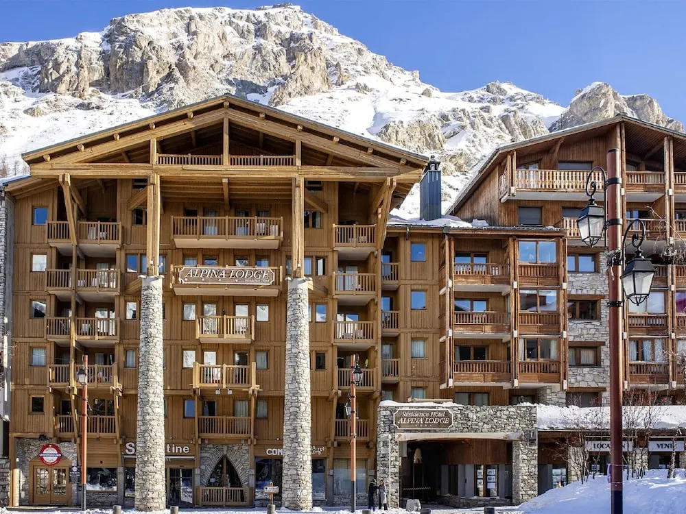 Savoyards and rustic studio in the heart of Val d'Isère