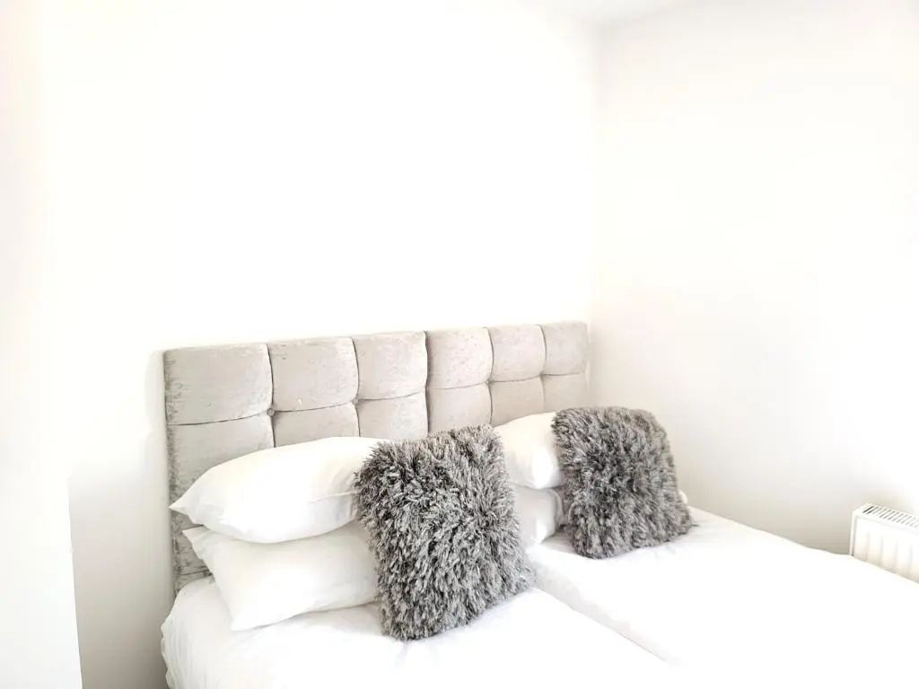 Vetrelax Colchester 3bedroom house