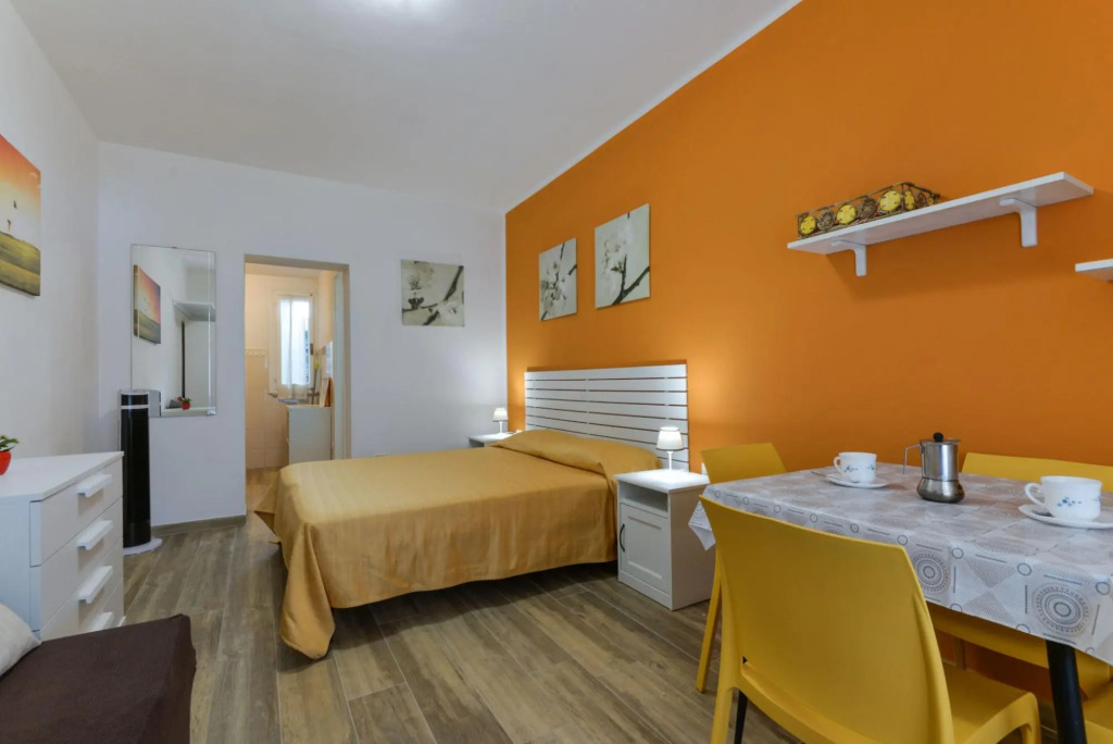One-room apartment with sea view garden-Eco
