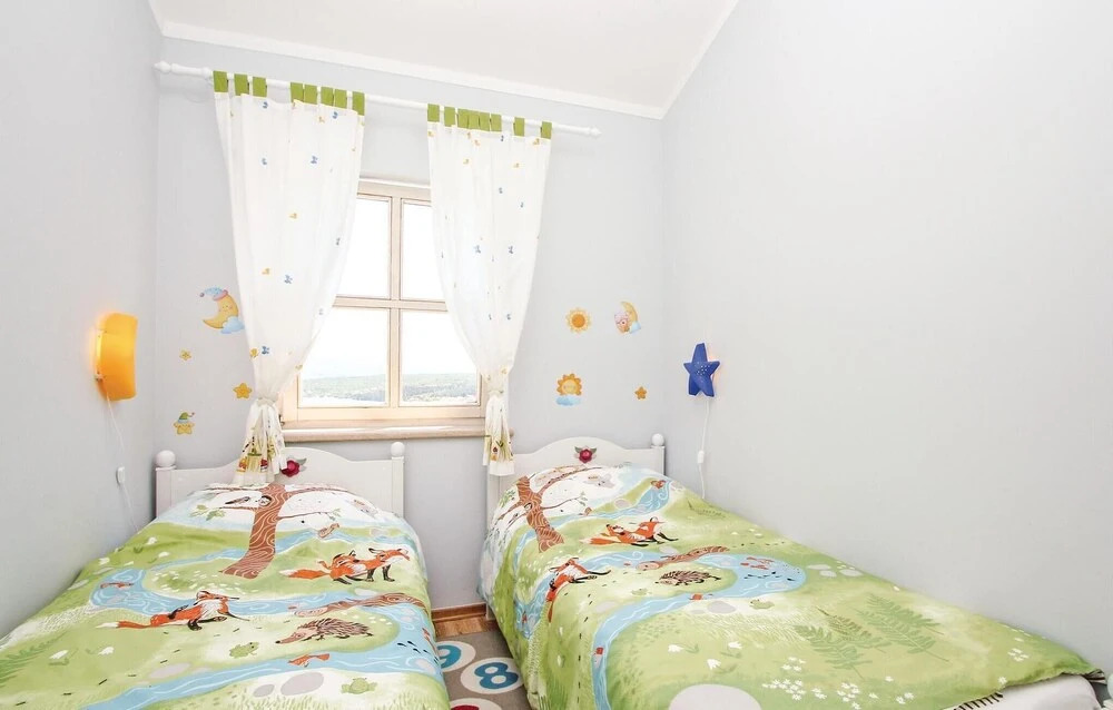 Nice Home In Malinska