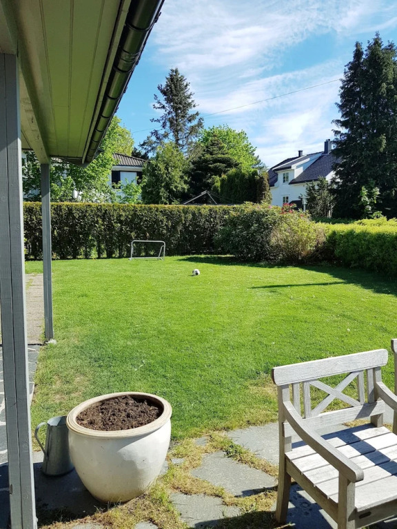 StayPlus Central Apartment With Garden