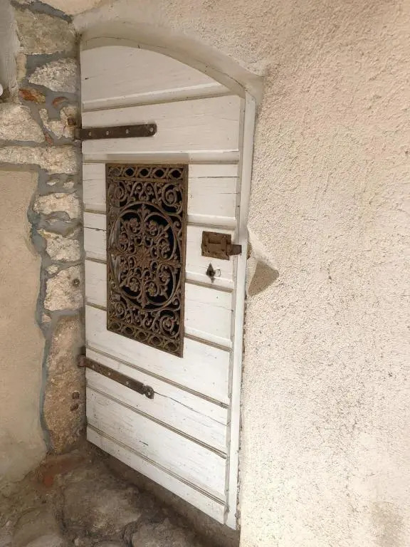 Complete house with Sea View in the center Vrbnik on island KRK