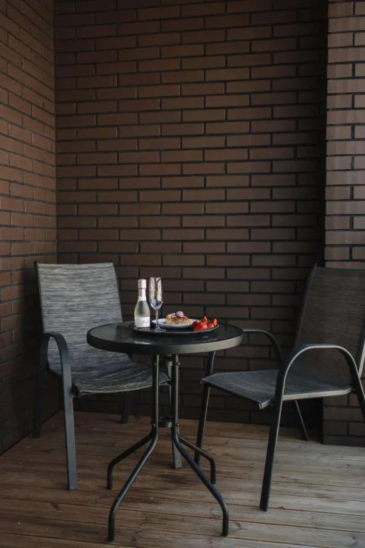 Merepargi ApartHotel & Cafe