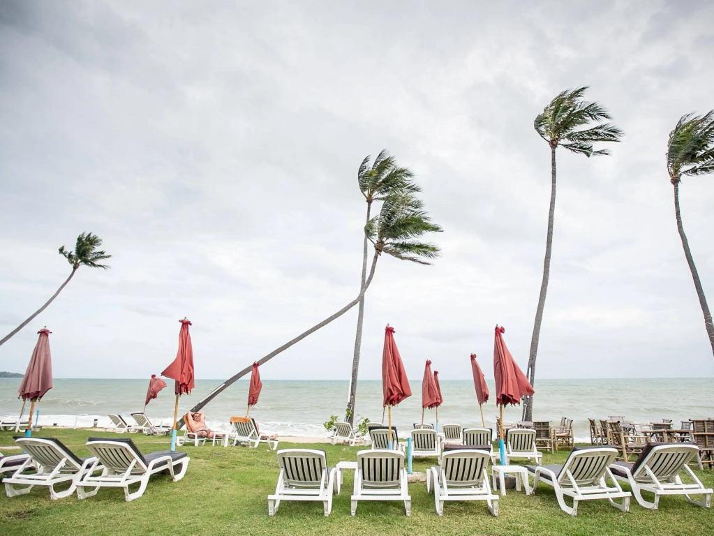 Отель Aura Samui Best Beach Hotel