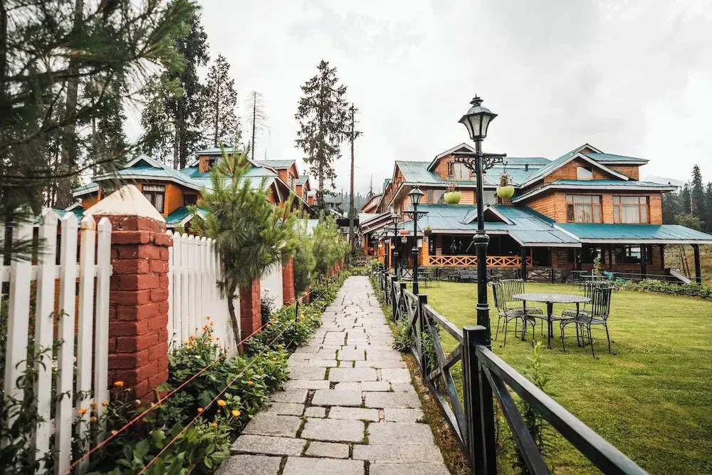 Hotel Heevan Retreat