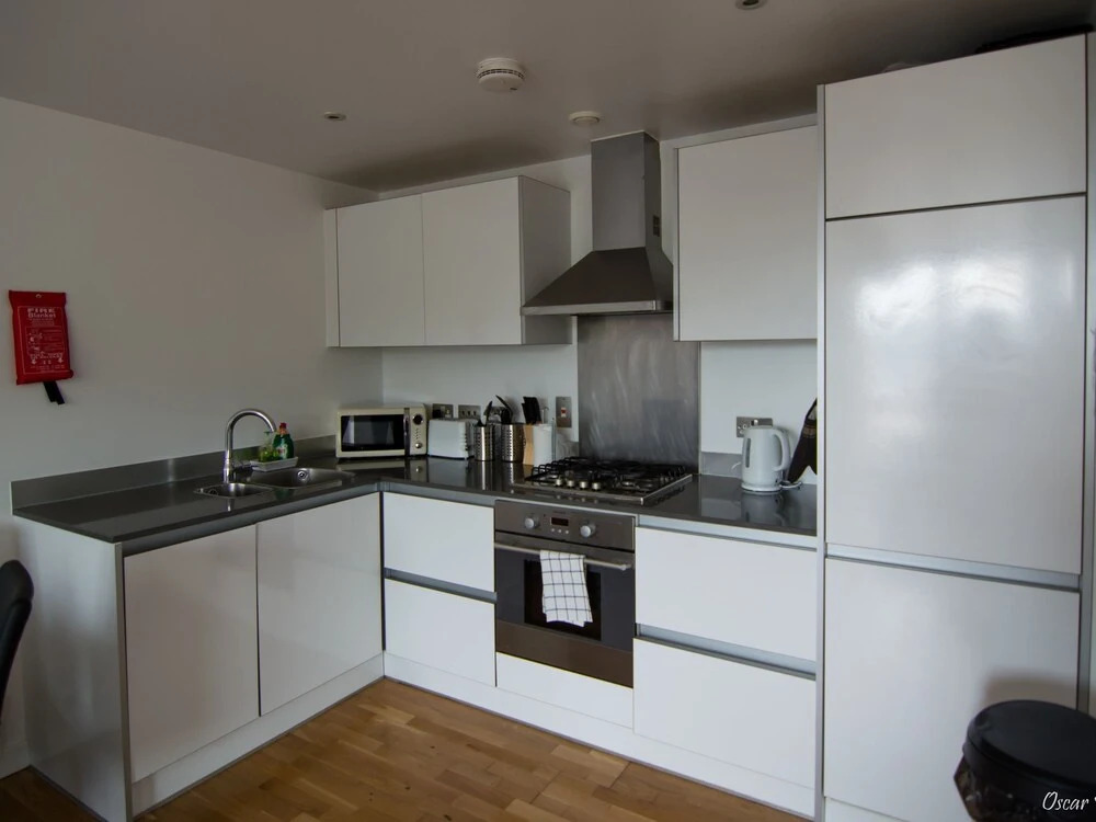 City Centre Hermitage 1 Bedroom Serviced Apartment + Parking
