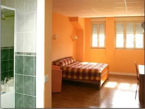 Appart Hotel LE CYGNE gare