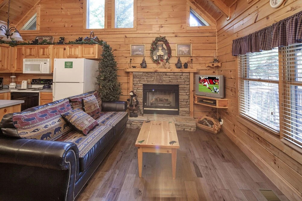 The Cozy Bear by Eagles Ridge Resort