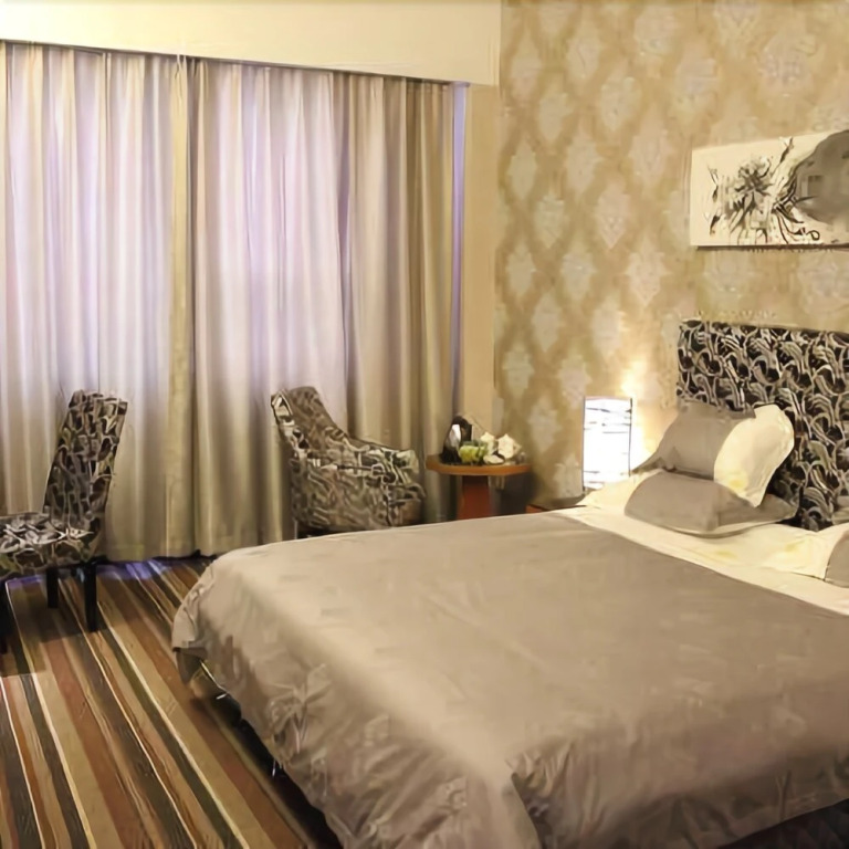 Float International Hotel