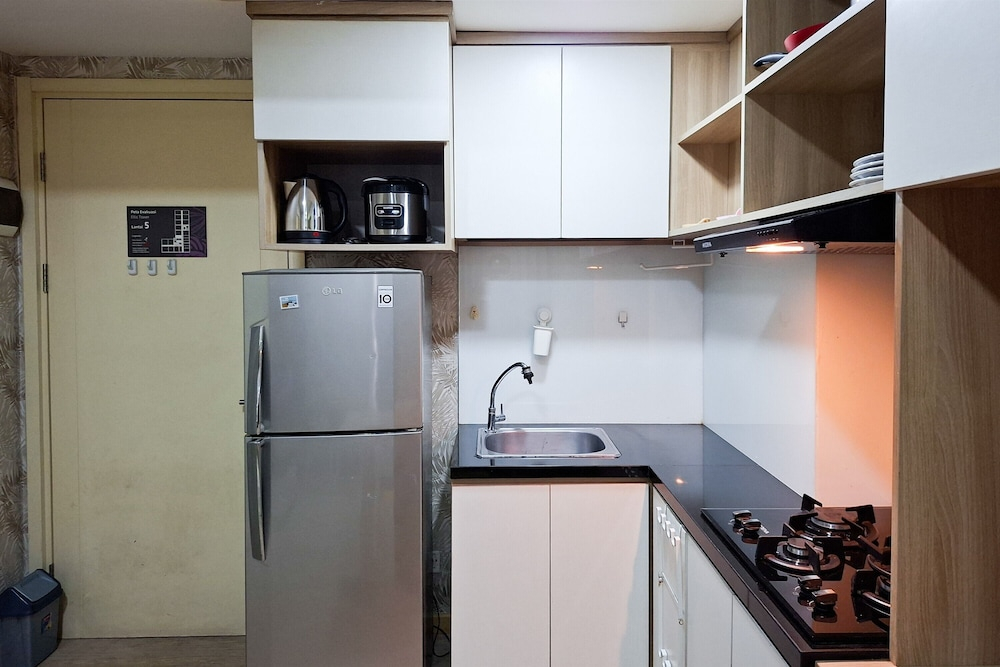Good Deal And Homey 2Br Apartment M-Town Residence