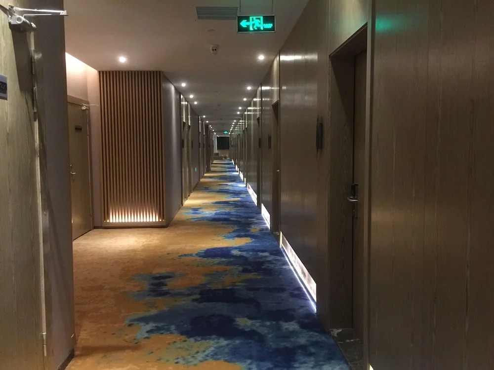 Life Hotel Sha Yong Metro Station