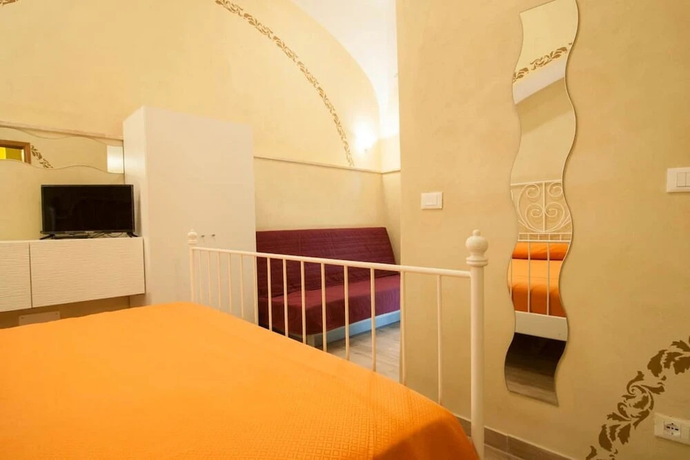 Apartment With one Bedroom in Roma, With Wifi