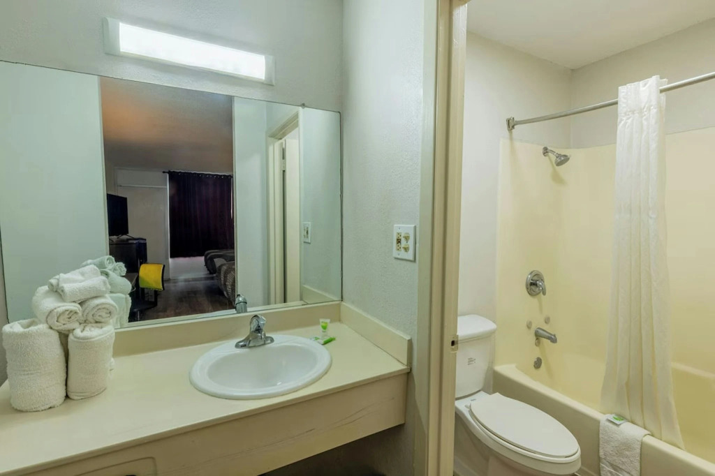 Executive Inn