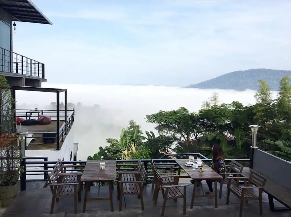 Khao Kho Bay Bay Resort