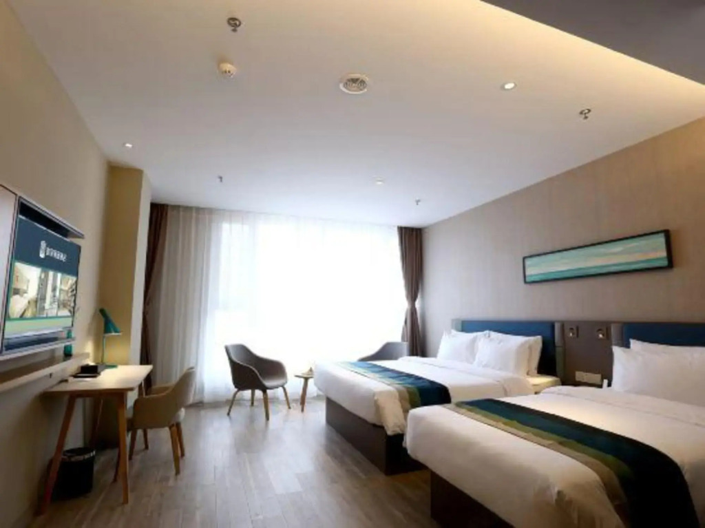 Homeinn Selected Hotel (Tongliao Wanda Plaza)