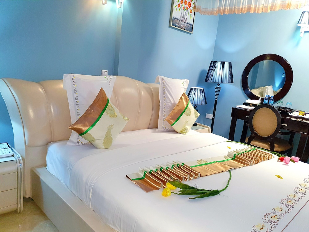 G Town Hotel