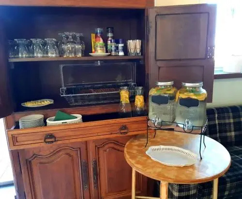 Tristvere Guesthouse-Cafe