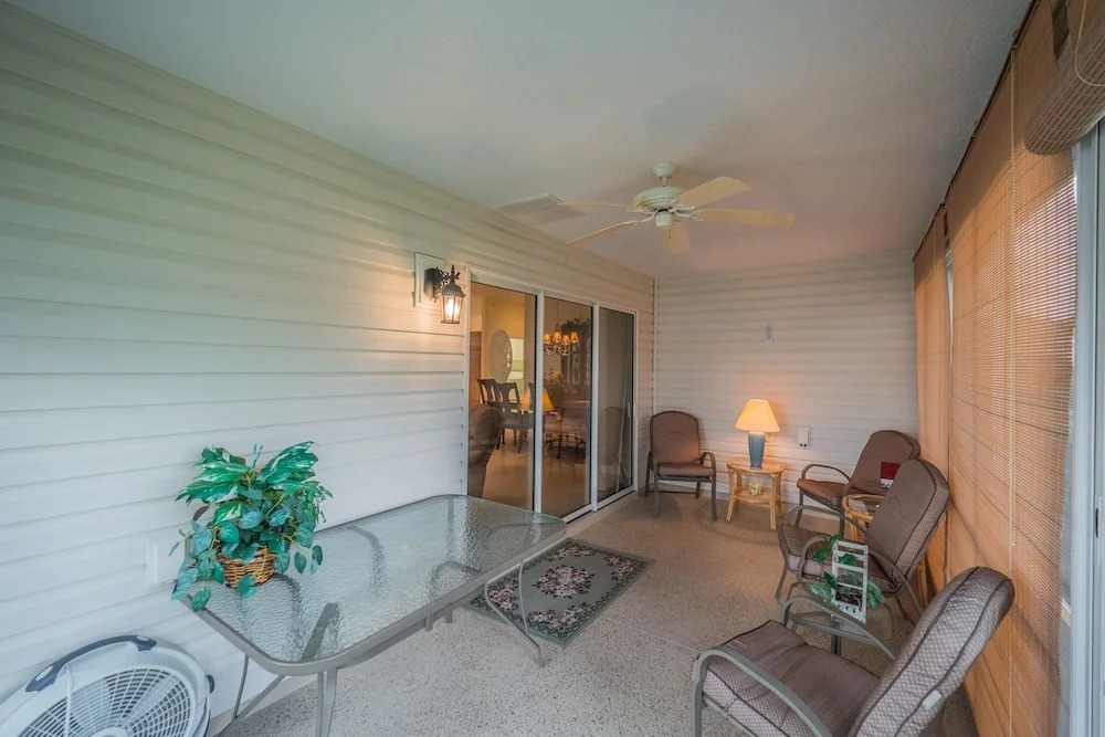 Gayle Mill Drive 1384 by White Pelican VR