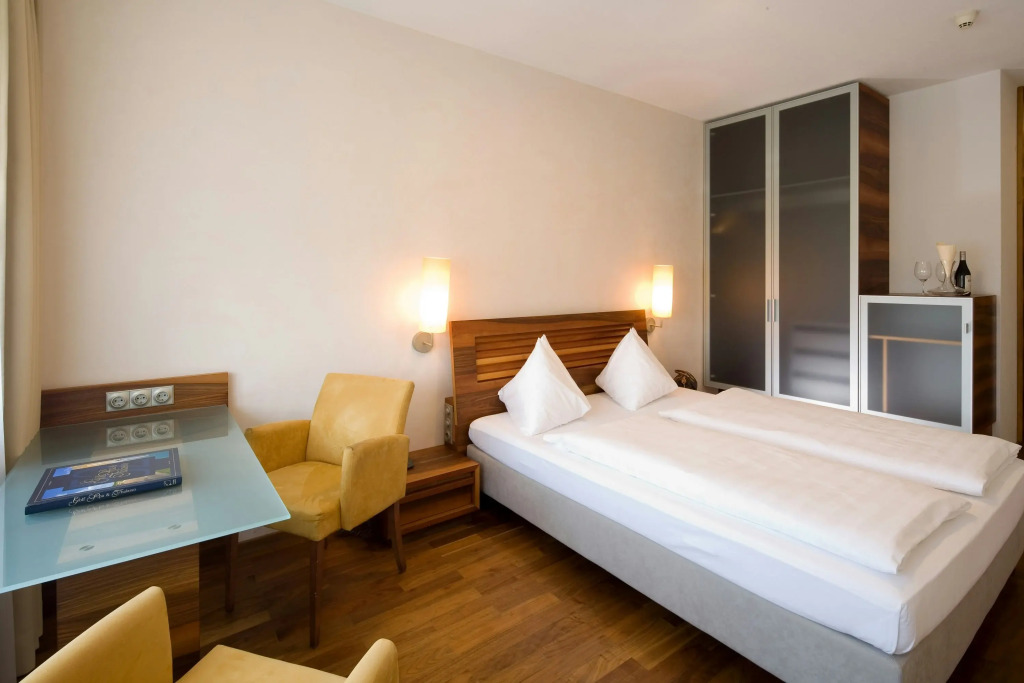 Hotel Penz West