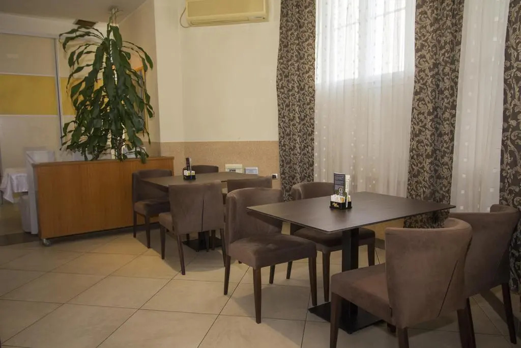 Hotel Grand