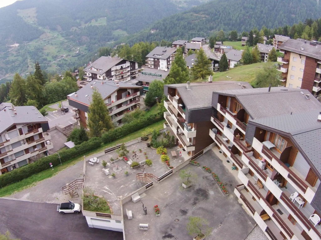 Apartment Only Approx. 60m From the ski Lift