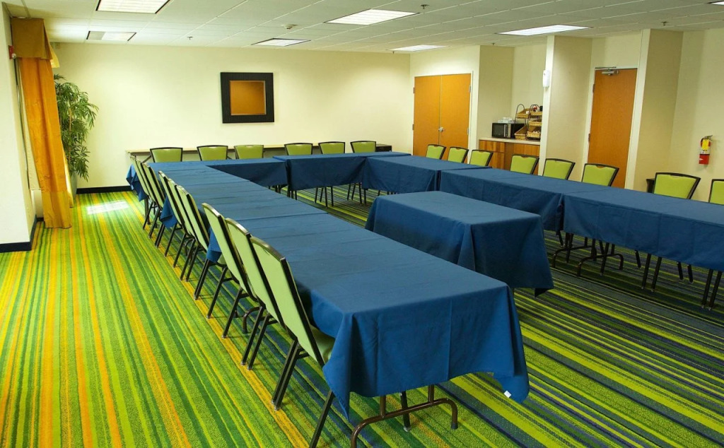 Fairfield Inn and Suites Beloit