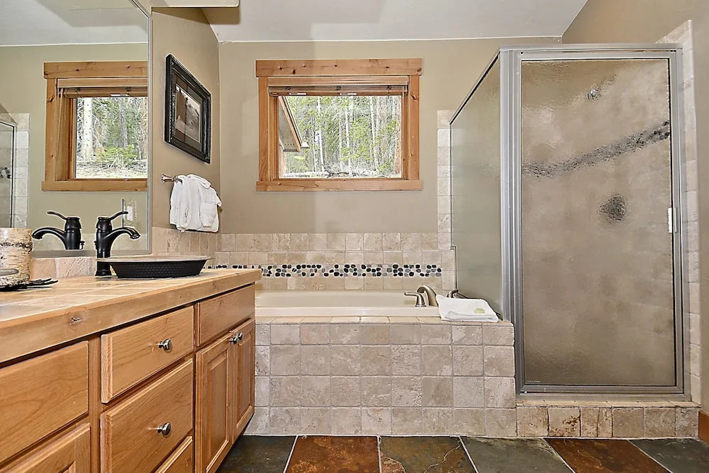 Lakota Antlers 200 5 Bedroom Holiday Home by Winter Park Lodging Company
