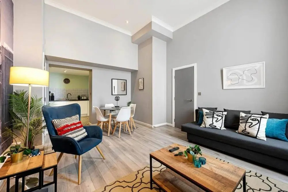 Host Apartments Halifax House II