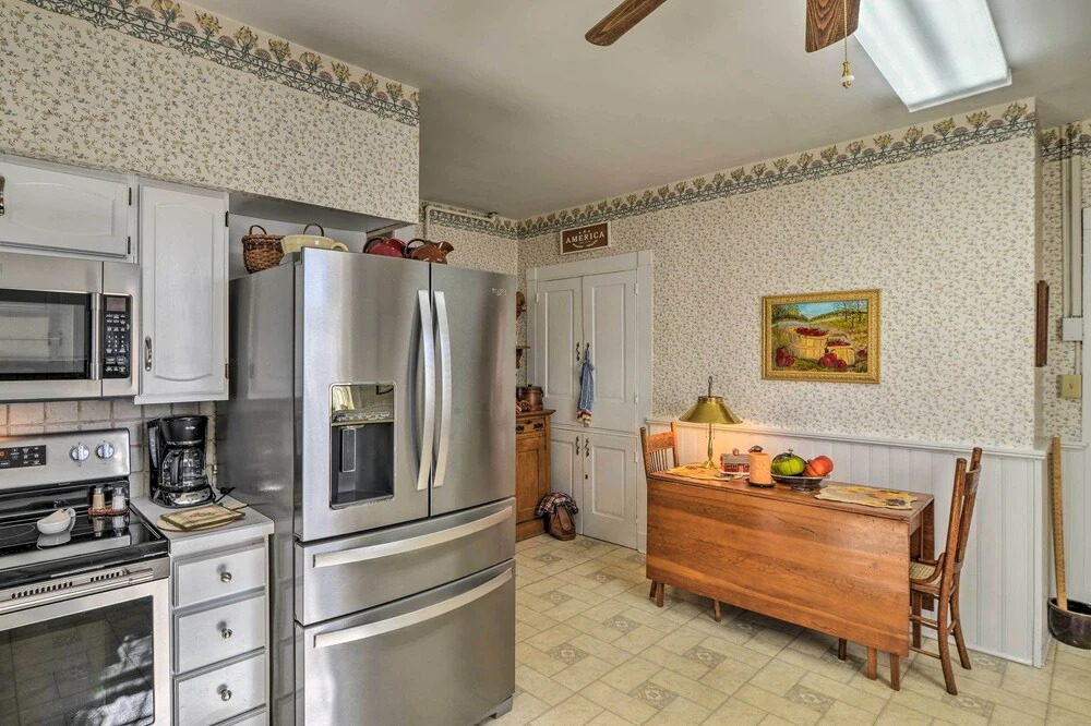 Historic West Virginia Home Built in 1854!