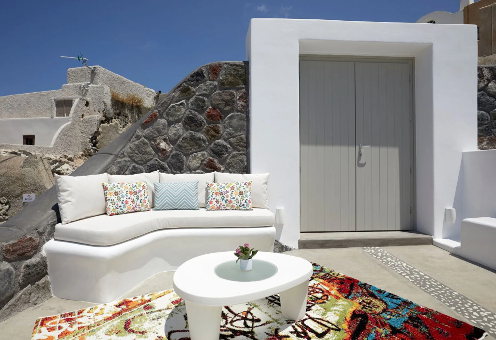 Mellow Luxury Cave