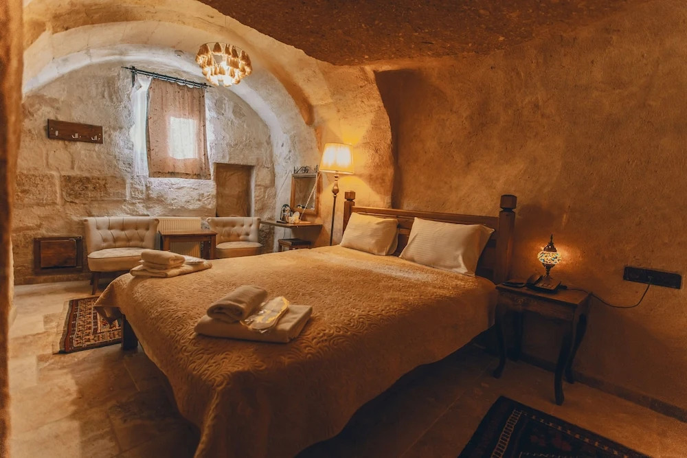 Zula Cave House
