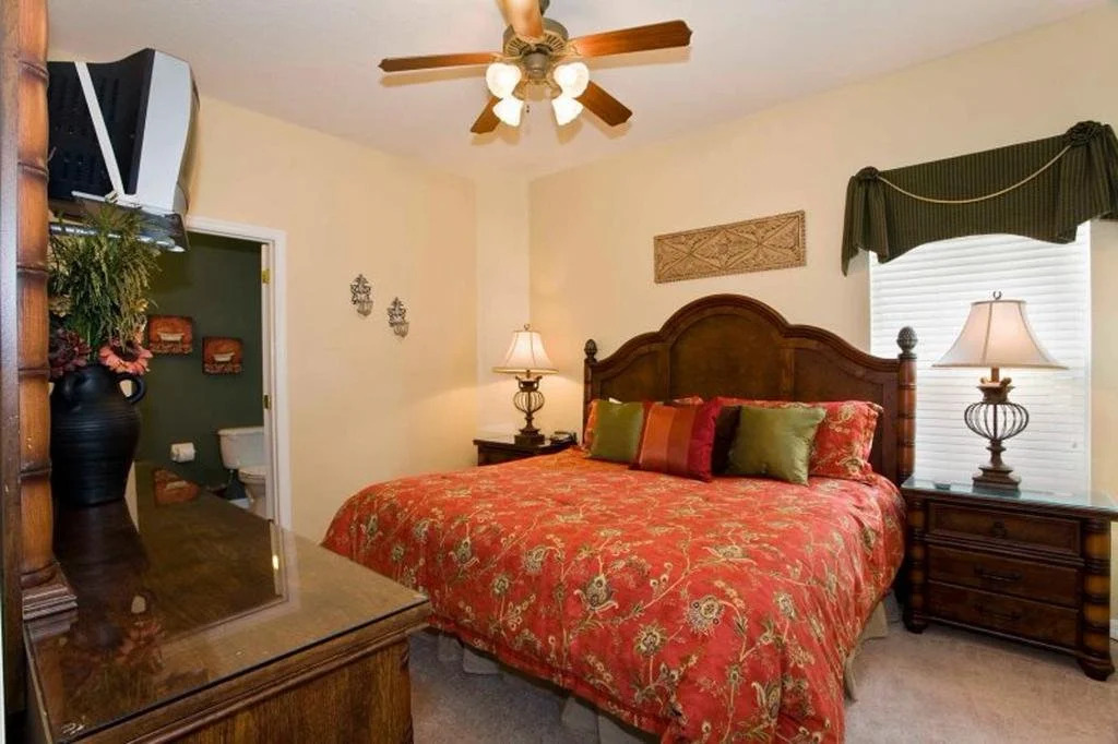 Loyalty Vacation Homes