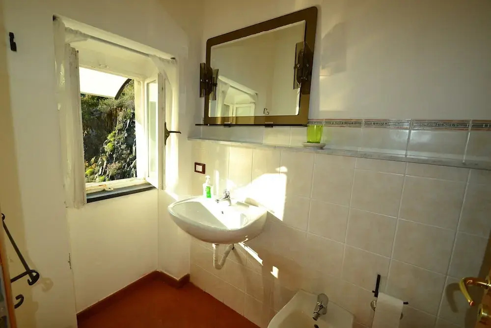 Hillside Retreat Near 5 Terre