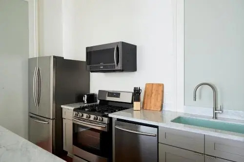 Sleek 2BR in Marigny by Sonder